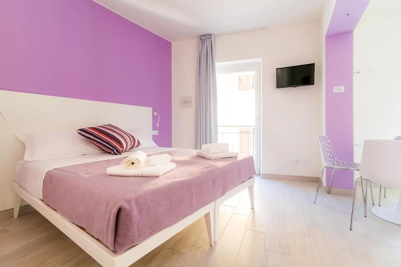 La Casa Dei Tre Pesci - Appartamento Lavarello Torno 0*,